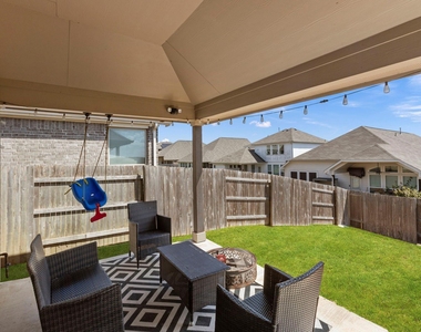 220 Algaroba Loop - Photo Thumbnail 25