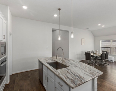 220 Algaroba Loop - Photo Thumbnail 13