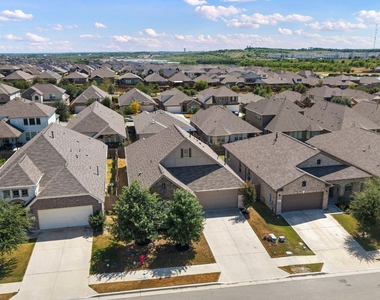 220 Algaroba Loop - Photo Thumbnail 29