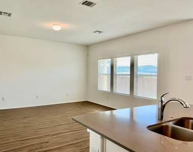 22813 Agave Grove Dr - Photo Thumbnail 3