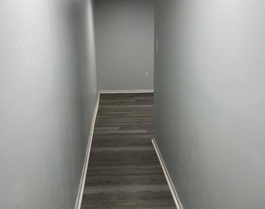 1731 Atlantic Avenue - Photo Thumbnail 25