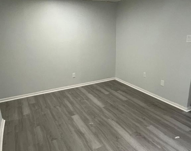 1731 Atlantic Avenue - Photo Thumbnail 16