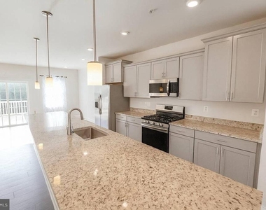 23788 Myrtle Glen Way - Photo Thumbnail 3