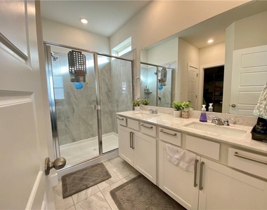 15700 Apex Pl - Photo Thumbnail 12