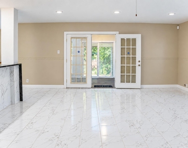 720 Justeford Dr - Photo Thumbnail 11