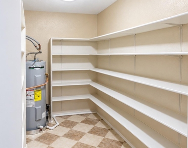 720 Justeford Dr - Photo Thumbnail 10