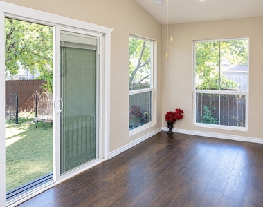 720 Justeford Dr - Photo Thumbnail 12