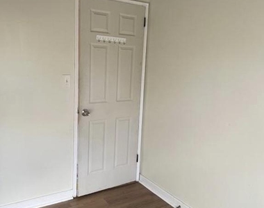 7300 18th Avenue - Photo Thumbnail 9