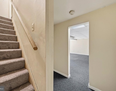 9514 Fox Run Drive - Photo Thumbnail 28