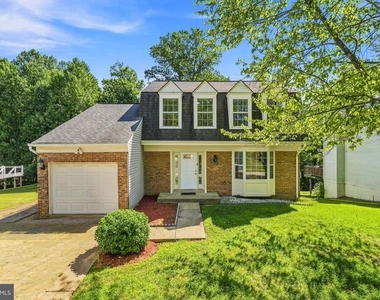 9514 Fox Run Drive - Photo Thumbnail 1