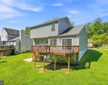 9514 Fox Run Drive - Photo Thumbnail 36