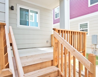 2020 Cleese Dr - Photo Thumbnail 14