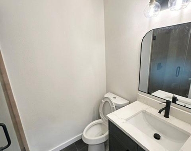 1413 Valleyridge Dr - Photo Thumbnail 5
