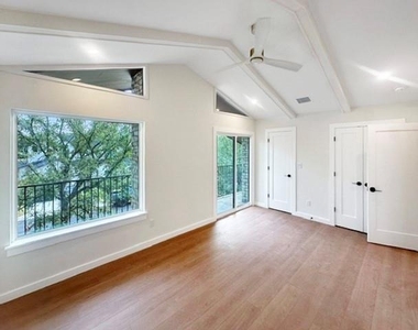 1413 Valleyridge Dr - Photo Thumbnail 8