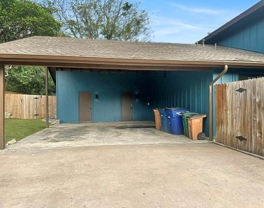 1413 Valleyridge Dr - Photo Thumbnail 14