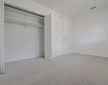 5006 Brighton Rd - Photo Thumbnail 16