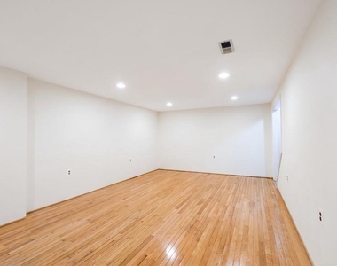 12140 Bentridge Place - Photo Thumbnail 13
