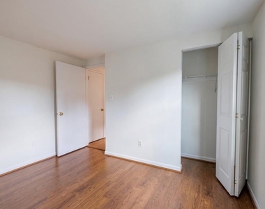 12140 Bentridge Place - Photo Thumbnail 9