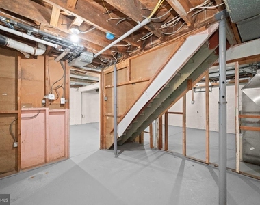 10128 Hereford Place - Photo Thumbnail 46