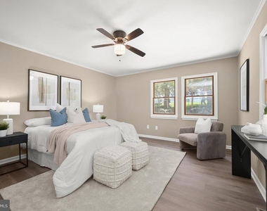 10128 Hereford Place - Photo Thumbnail 4