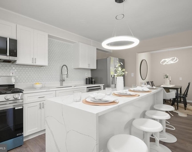 10128 Hereford Place - Photo Thumbnail 15