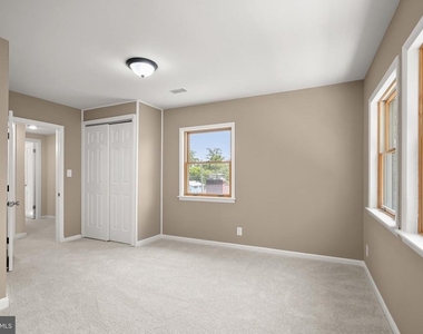 10128 Hereford Place - Photo Thumbnail 40