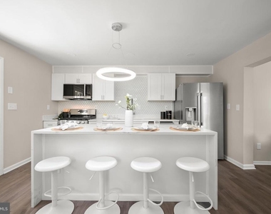 10128 Hereford Place - Photo Thumbnail 14