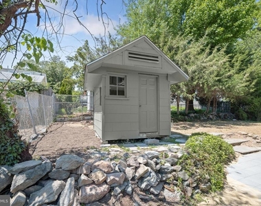 10128 Hereford Place - Photo Thumbnail 50