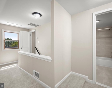 10128 Hereford Place - Photo Thumbnail 30