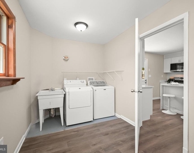 10128 Hereford Place - Photo Thumbnail 19