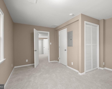 10128 Hereford Place - Photo Thumbnail 33
