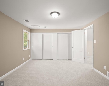 10128 Hereford Place - Photo Thumbnail 32