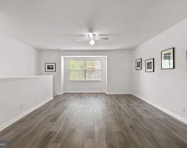 10805 Hampton Mill Terrace - Photo Thumbnail 12