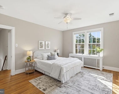 710 Wayne Avenue - Photo Thumbnail 16