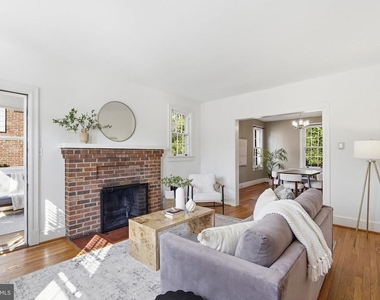 710 Wayne Avenue - Photo Thumbnail 3