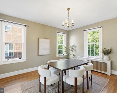 710 Wayne Avenue - Photo Thumbnail 8