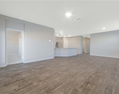 141 Spider Lily Dr - Photo Thumbnail 8