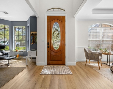 128 Las Colinas Dr - Photo Thumbnail 8