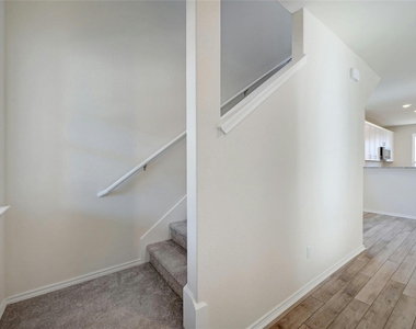 221 Cherry Vine Dr - Photo Thumbnail 16