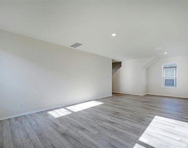 221 Cherry Vine Dr - Photo Thumbnail 7