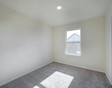 221 Cherry Vine Dr - Photo Thumbnail 25