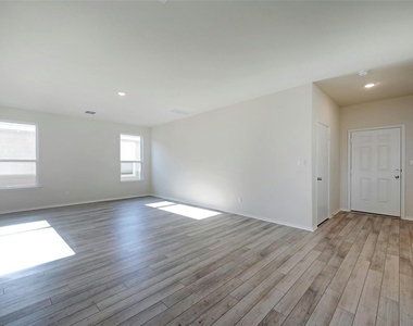221 Cherry Vine Dr - Photo Thumbnail 5