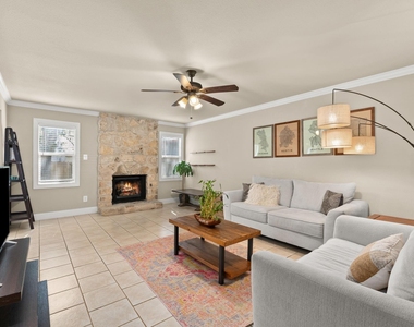 4503 Sarasota Dr - Photo Thumbnail 4