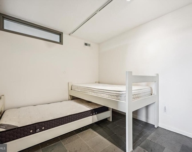 7420 Westlake Terrace - Photo Thumbnail 21