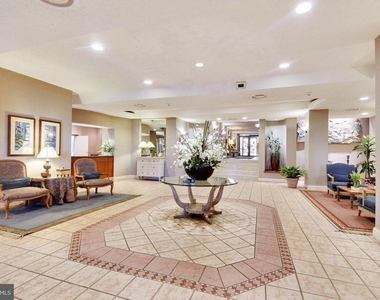 7420 Westlake Terrace - Photo Thumbnail 32