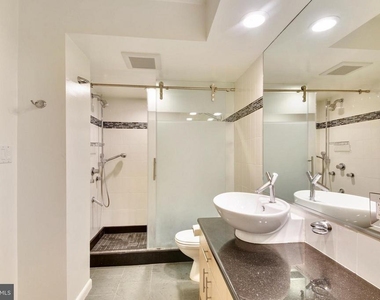 7420 Westlake Terrace - Photo Thumbnail 18