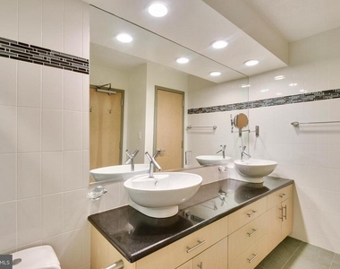 7420 Westlake Terrace - Photo Thumbnail 20