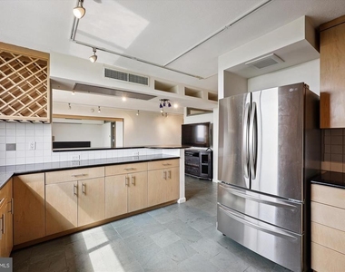 7420 Westlake Terrace - Photo Thumbnail 6