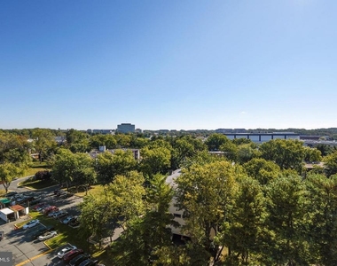 7420 Westlake Terrace - Photo Thumbnail 28