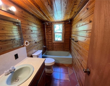1215 Agarita Dr - Photo Thumbnail 6